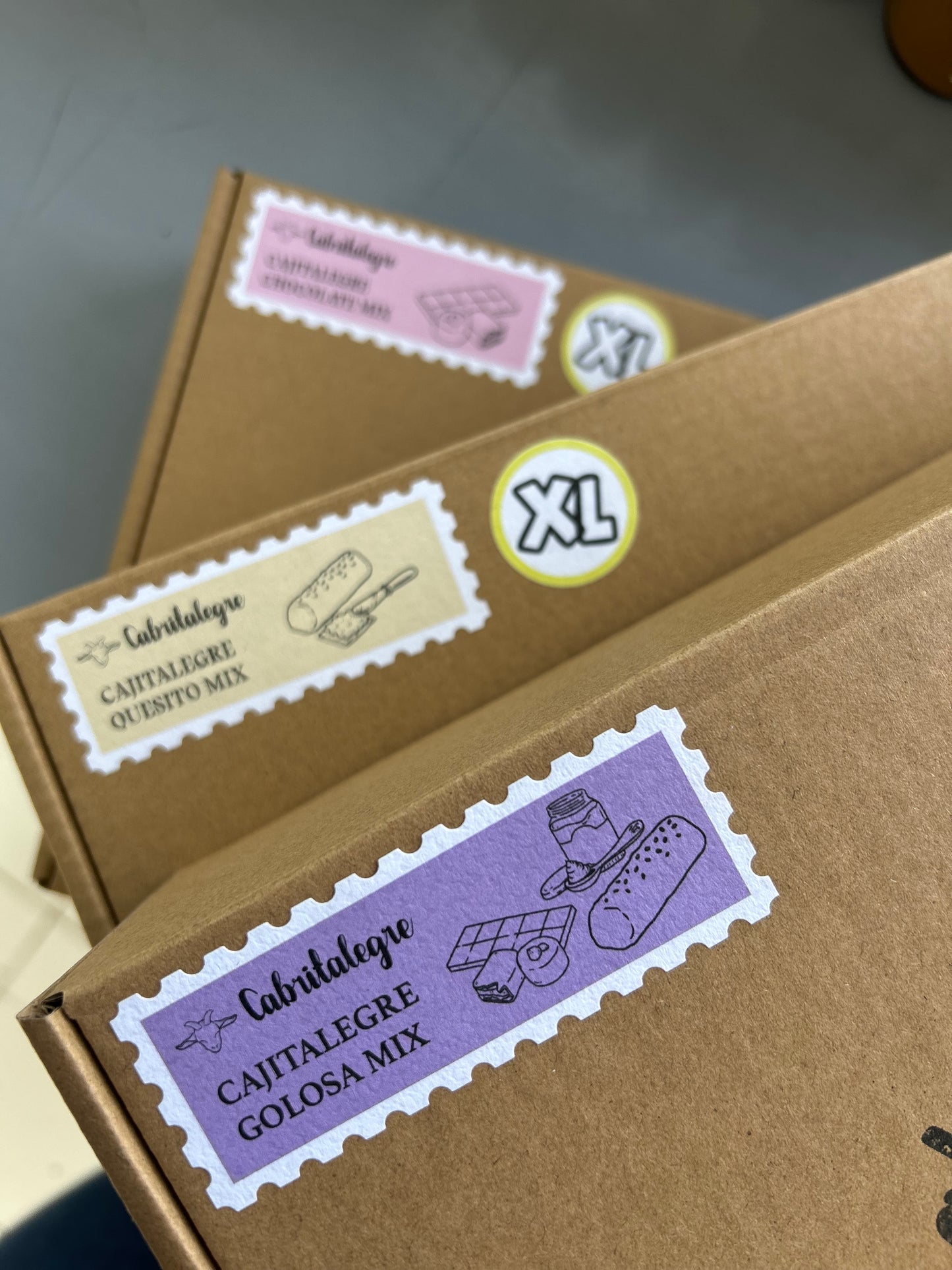 CAJA MIX QUESO TRUFADA XL