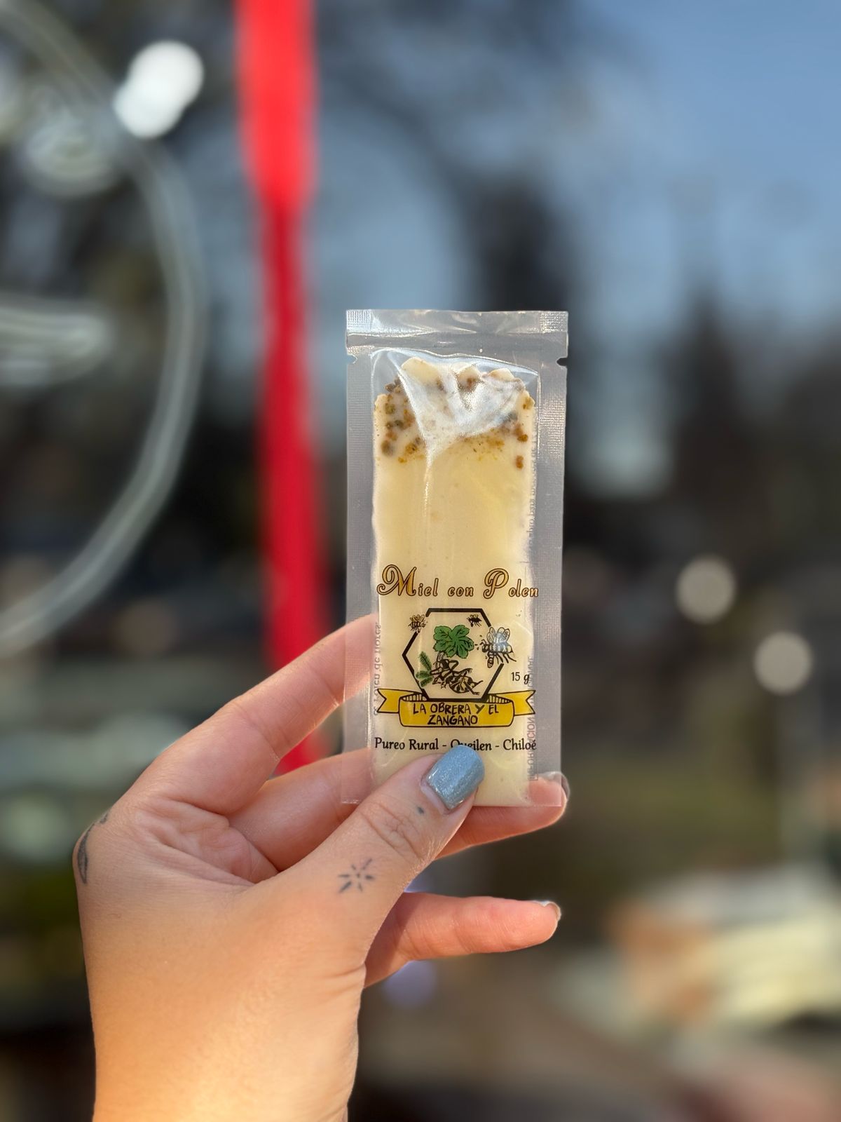 SACHET DE MIEL 🍯🐝 - LA OBRERA Y EL ZÁNGANO