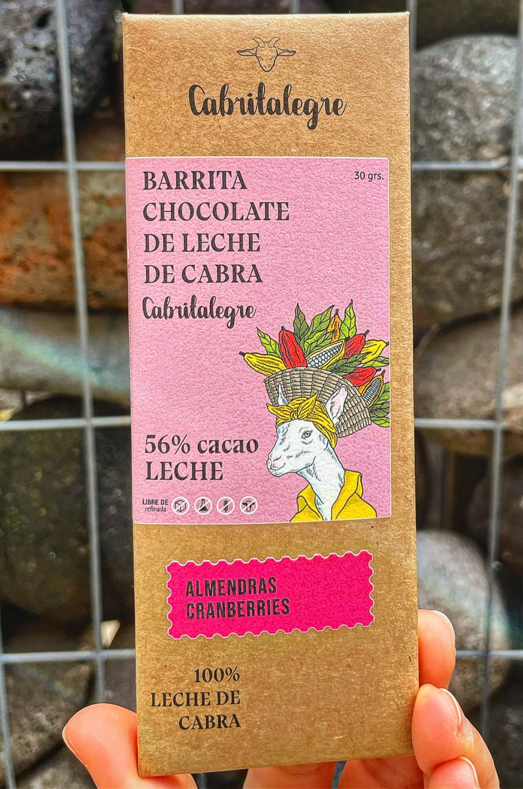 BARRA DE CHOCOLATE DE LECHE 56% CACAO CON ALMENDRAS Y CRANBERRY